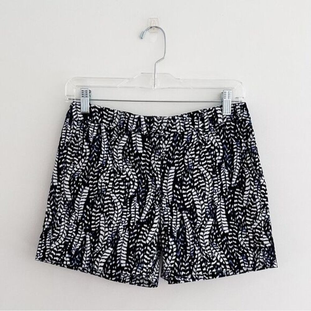 White House Black Market Printed Trouser Shorts Navy & White Pattern Size 0